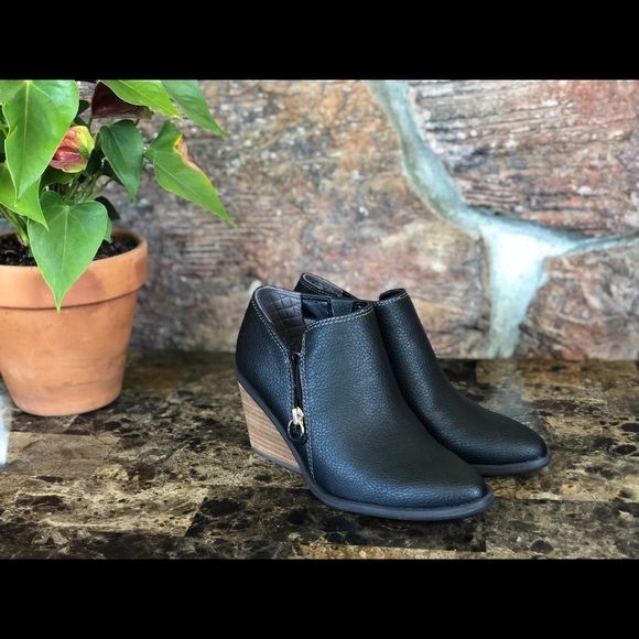 Dr. Scholl's Women's Melody Booties - Picture 10 of 11